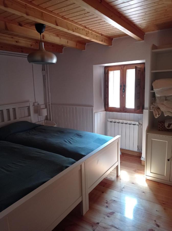 Amplia Y Comoda Casa De Piedra Con Porche Y Jardin * San Roque de Riomiera