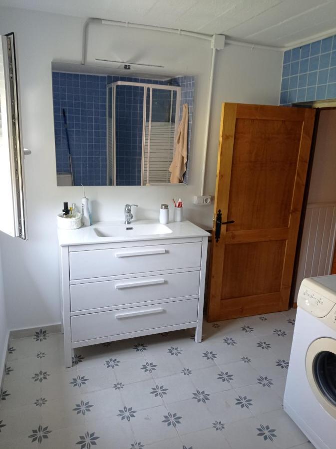 Amplia Y Comoda Casa De Piedra Con Porche Y Jardin Holiday home *